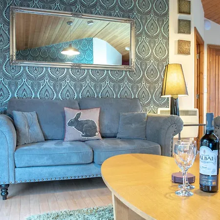 Argente - Still Rabbit - Hot Tub - Yorkshire Selby